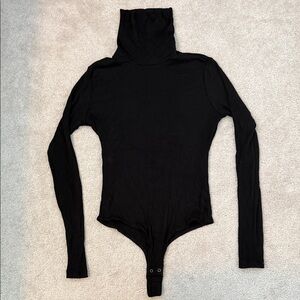 Z Supply M ribbed black turtleneck bodysuit